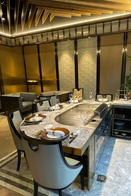 Der 10 Sitzformen oberes Dampf-Abführungs-Oval japanische Teppanyaki-Grill-Tabellen-elektrische Heizung