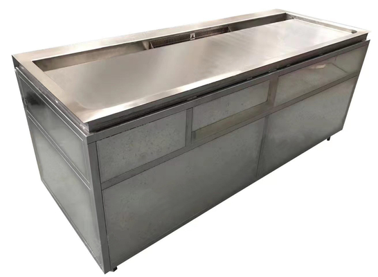 Japanischer Teppanyaki Grill mit Rauchreinigungssystem